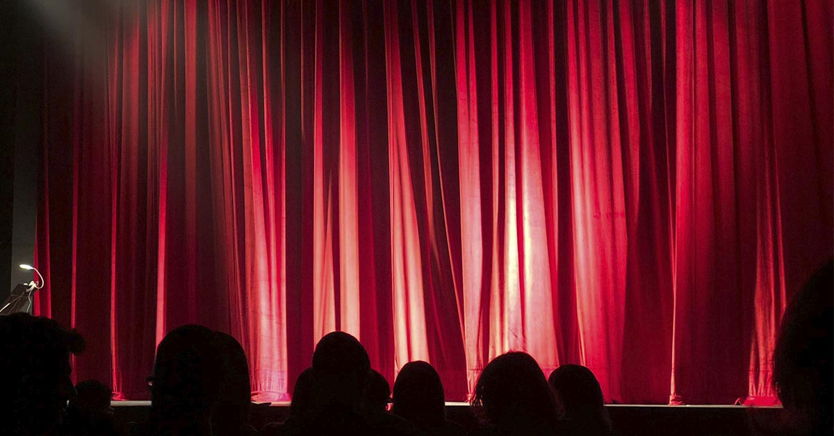 Como aumentar sua confiança - foto de um palco