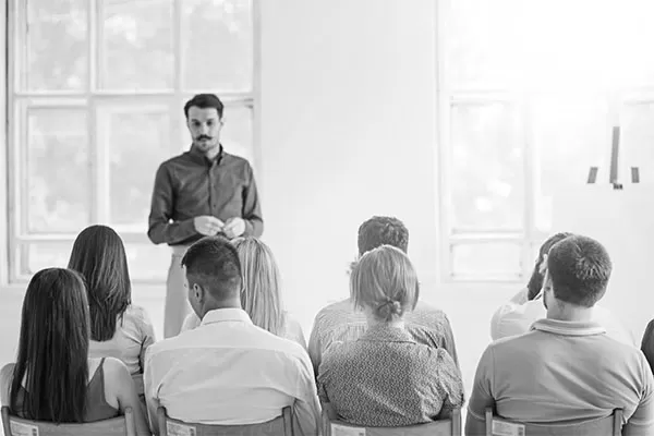 cursos presenciais oh quem fala